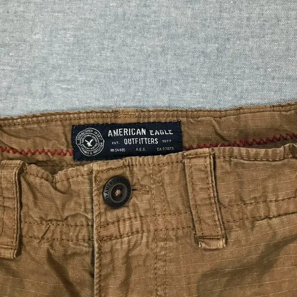 American Eagle Men 29 Classic Cargo Short Khaki Cotton Twill Flap Pocket Y2K BU2